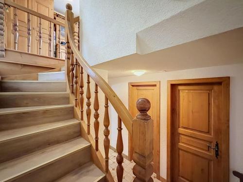 Madelia 218 Charming 2 Bedroom Apartment in Verbier with Mountain Views and Fireplace