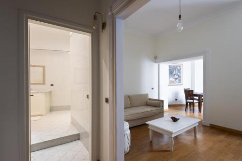 Porta Pia Enchanting Apartment