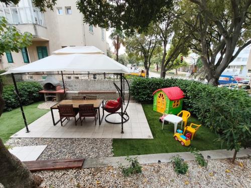 Garden apartment Vanya
