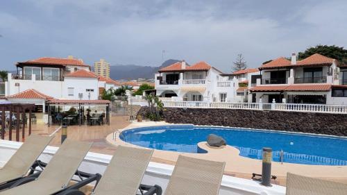 Coastal Sunset Tenerife-AC-Heated Pool-Terrace
