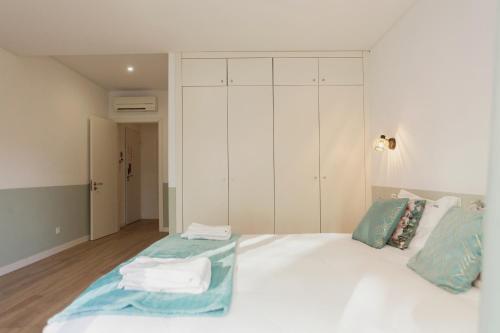 FLH Salitre Modern Terrace Duplex