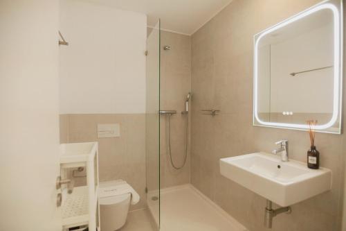 FLH Salitre Modern Terrace Duplex