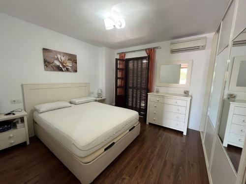 Estepona-Villacana one bedroom apartment EL13