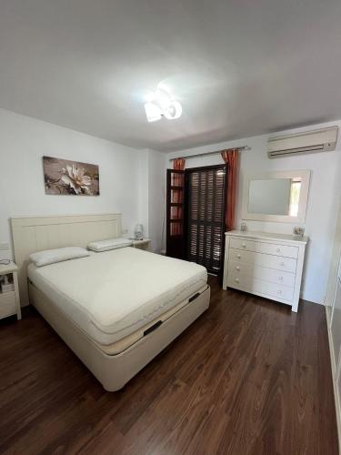 Estepona-Villacana one bedroom apartment EL13