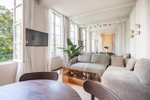 Chic Renovated apartment, Heart of Paris