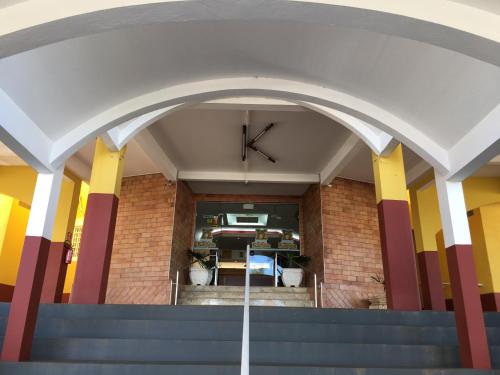 Eine Fassade oder ein Eingang zu Kanoa Hotel