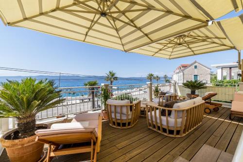 Seafront Villa Denis