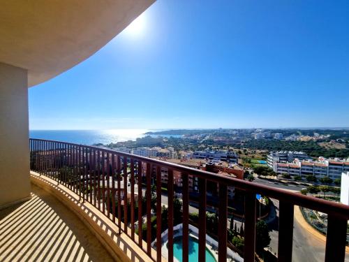 Golden Sea - Stunning View-Big Balcony-2 Bedrooms