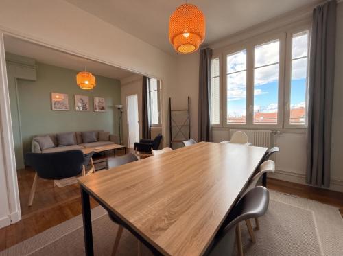 Goussiez, 3 bedrooms, Spacious, Netflix