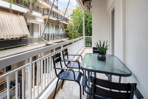 Acropolis 3BR Grand Residence by UPSTREET