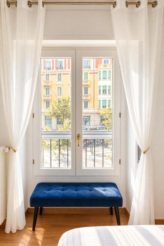 The Boutique Houses - Tram 2 direct to Duomo & Navigli - Milan City Center