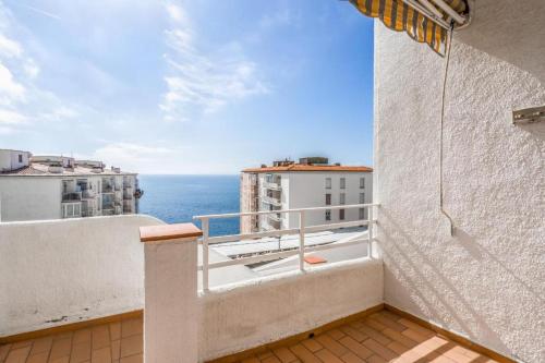 WELCS APARTAMENTO 459 EMP con Piscina frente al Ma