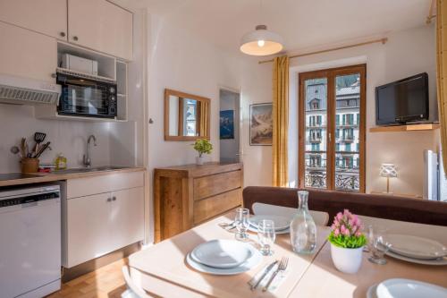 Charming flat right in the city centre