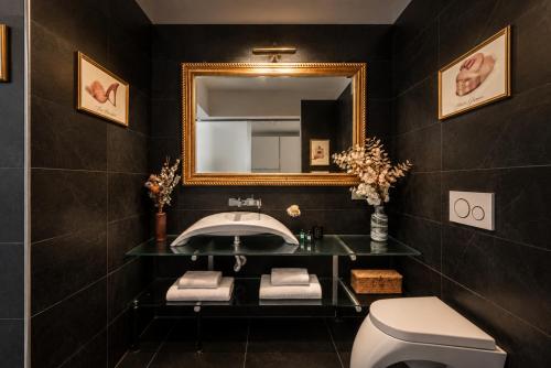 The Boutique Houses - Galleria with Private Parking - Milan City Center Duomo