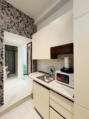 Colosseum Imperial Guesthouse