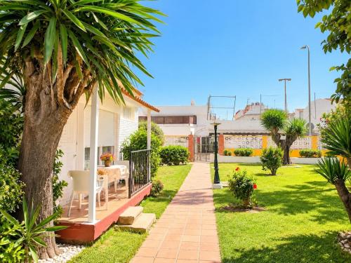 Evans Realty DN Bungalow & Piscina & Terraza & AC