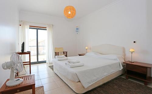 B109 - Beachside Escape Apartment in Lagos