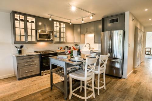 Dapur atau dapur kecil di Villa Nautilus St. Thomas
