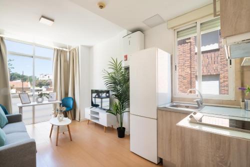 Apartment with Private Terrace, Pinar del Rey - Madrid