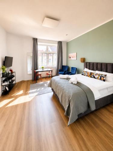 Ikigai 8 min to Center