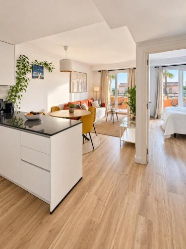 Lila Sol Marbella