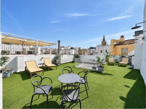 Harinas Central Apartments by Valcambre