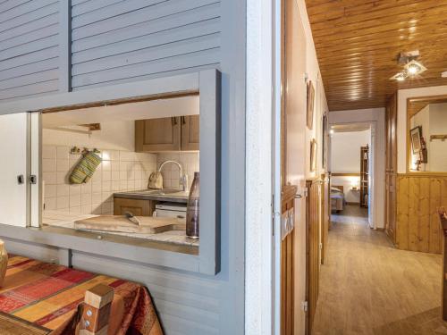Appartement 2 pièces avec balcon exposé sud, au cœur de Val-d'Isère et proche des pistes