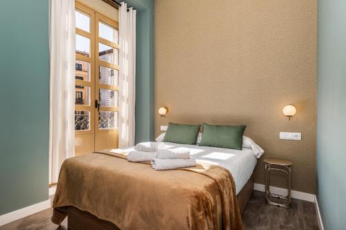 Queen's Puerta del Sol Boutique I - Alojamiento Corta Estancia