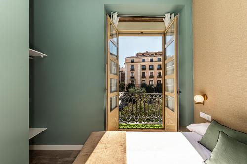 Queen's Puerta del Sol Boutique I - Alojamiento Corta Estancia