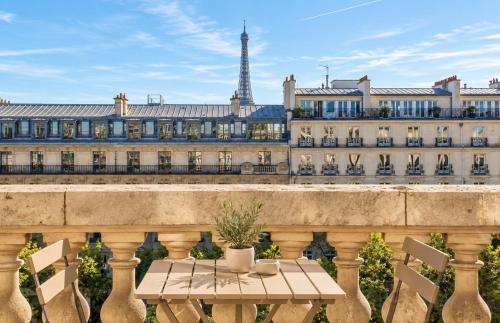 Pope Leo XIV Champs-Elysees View - Arc de Triomphe - Eiffel Tower
