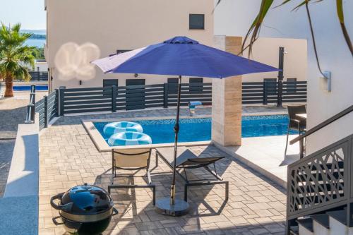 Villa NeRu Vodice- Private Heated Pool & Sea View
