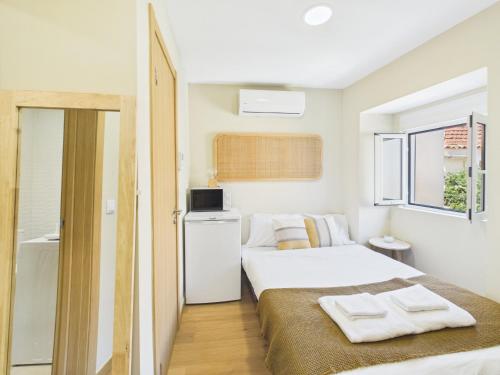 Charming Studio w/ A/C - Santos | By Airnest