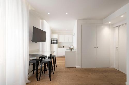 Luxury Apartment 100 m to Palais des Festivals