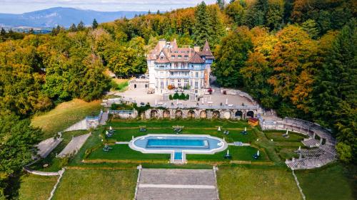 Château des Avenieres