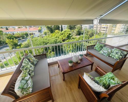 SKG City View Central & Panoramic Penthouse