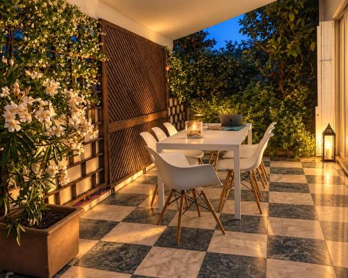 The Magnolia - Art & Design Penthouse