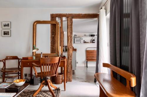 Chic Parisian Apartment