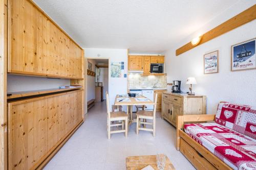 Résidence Chaviere - Studio lumineux avec balcon · Ski aux pieds MAE-3094