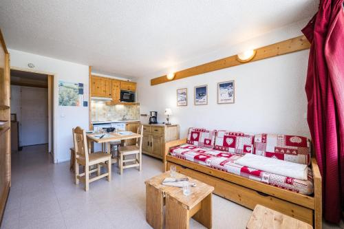 Résidence Chaviere - Studio lumineux avec balcon · Ski aux pieds MAE-3094