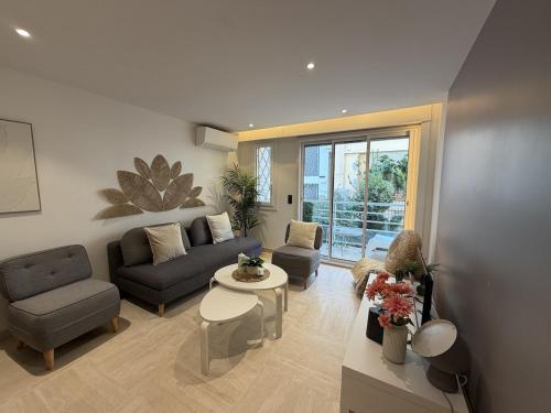 Renovated 2 bedrooms - Boulevard de la Croisette