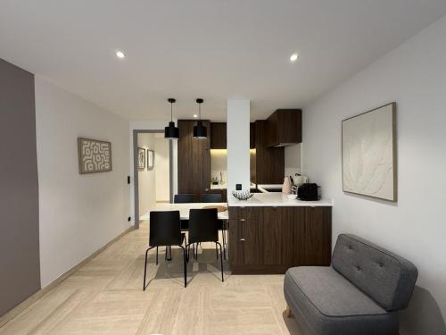 Renovated 2 bedrooms - Boulevard de la Croisette