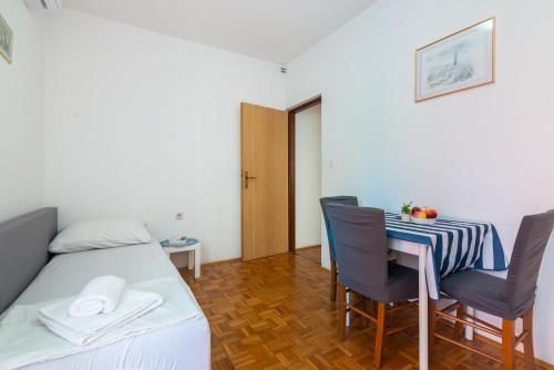 Apartment Crikvenica 5553c