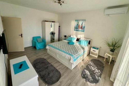 Apartments by the sea Podstrana, Split - 27996