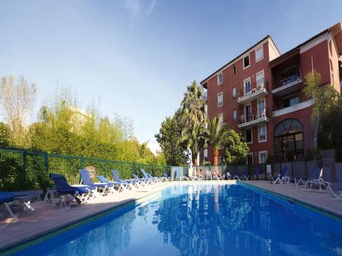 Provencal Haven for Six