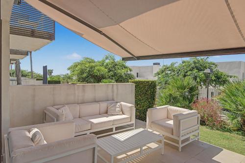 Chulera Beach townhouse sea views