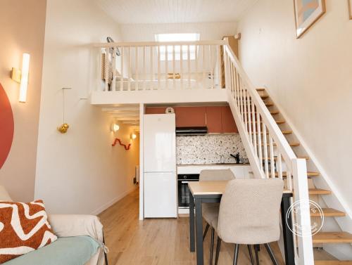 Duplex lumineux avec balcon, accès plage, 4 pers