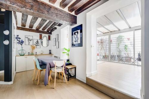 Chic apartment with patio - 2BR 6P - Le Marais