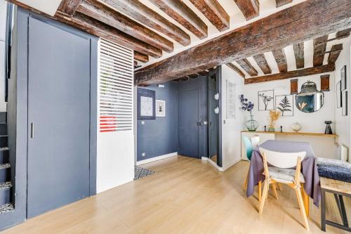 Chic apartment with patio - 2BR 6P - Le Marais