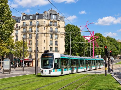 Appartement moderne Paris 20e proche du métro