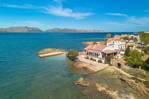 Beachfront Villa Es Clot by Sealand Villas
